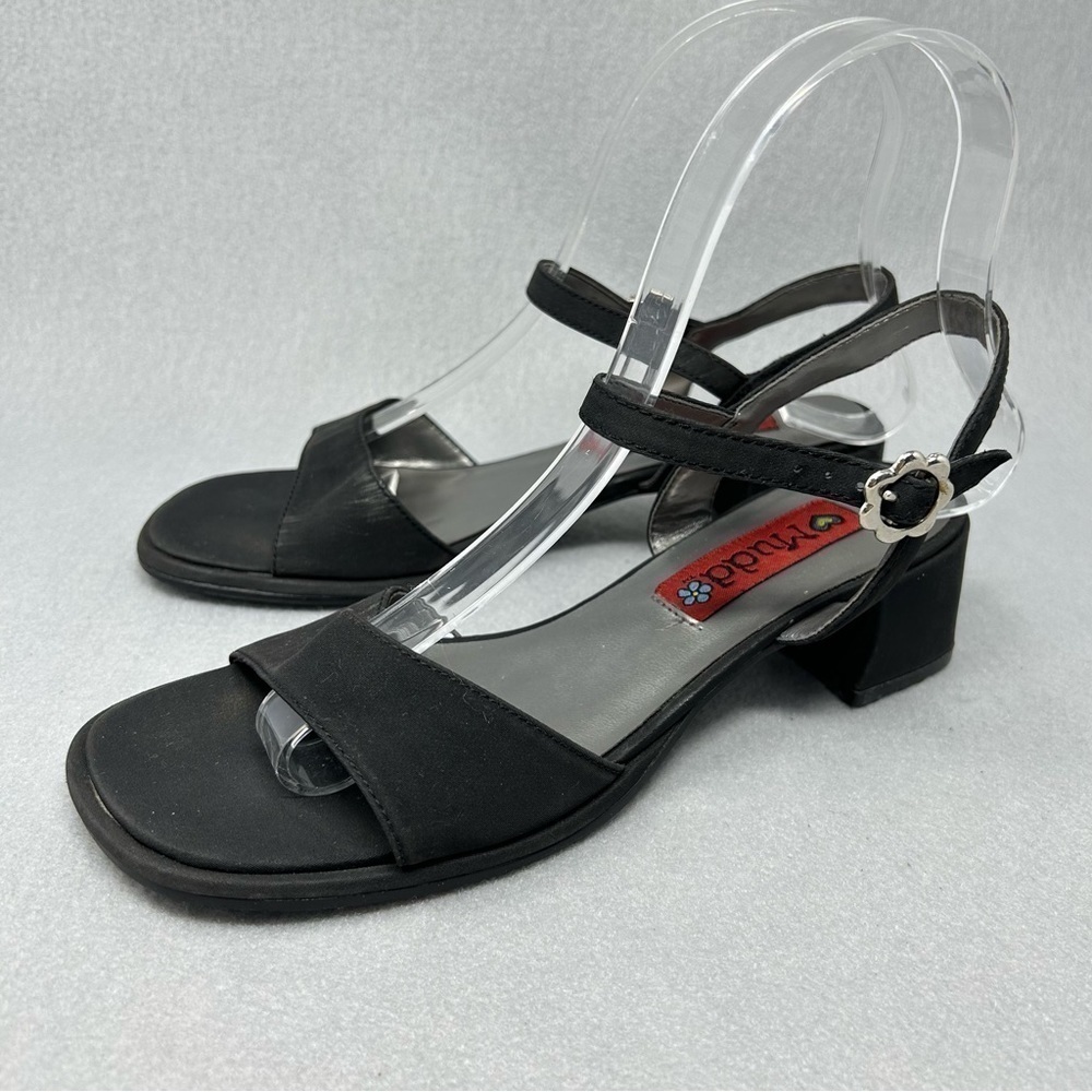 Vintage Y2K Mudd Women’s Size 4.5 Black Strappy Square Toe Chunky Heel Sandals